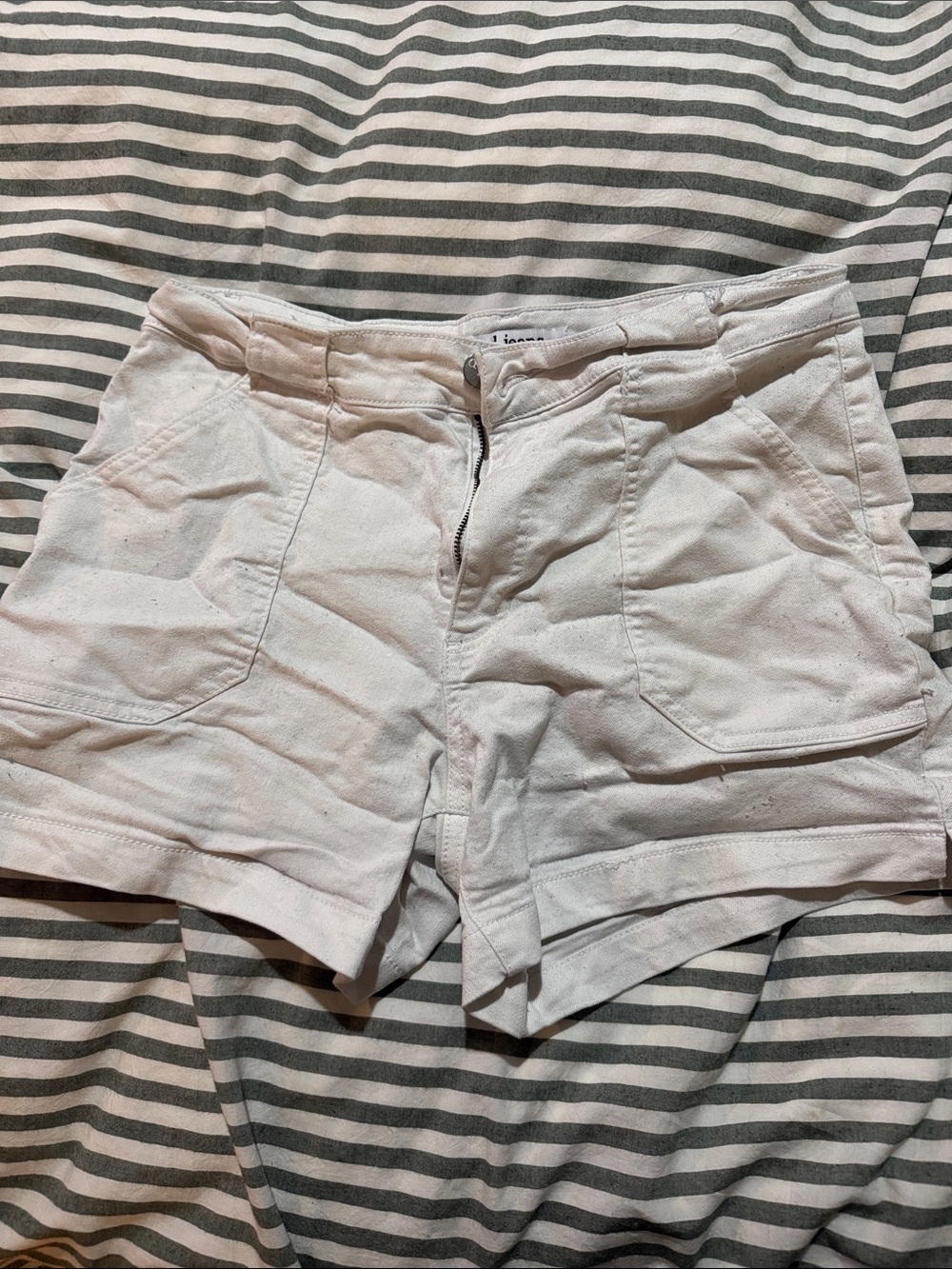 d. jeans White High-Rise Cotton Utility Shorts